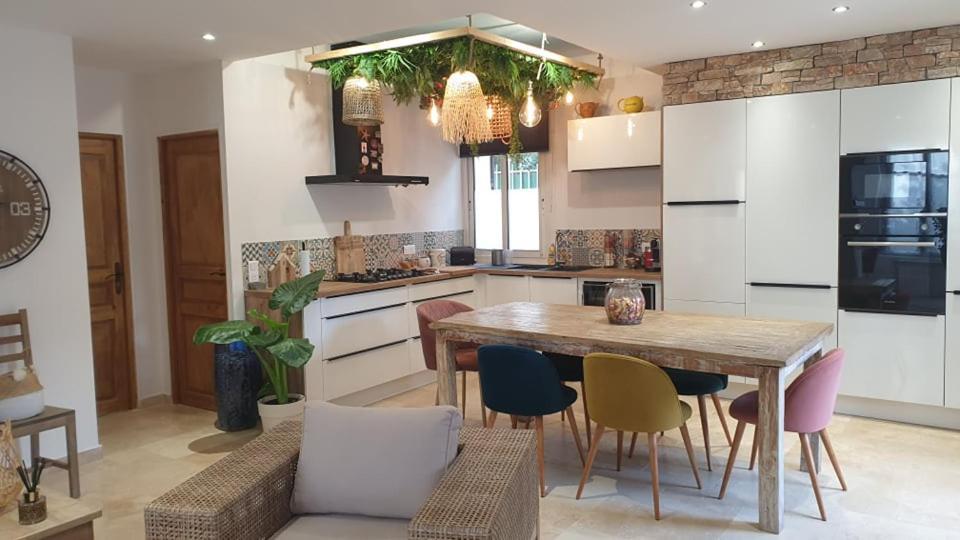 Rdc De Maison Avec Terrasse Barbecue Τουλόν Εξωτερικό φωτογραφία